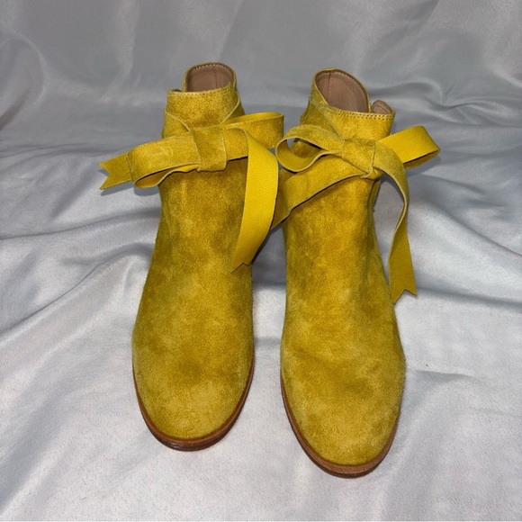 Huma Blanco Bow Ankle Boots w/Dust bag and extra straps 38 - Picture 2 of 9